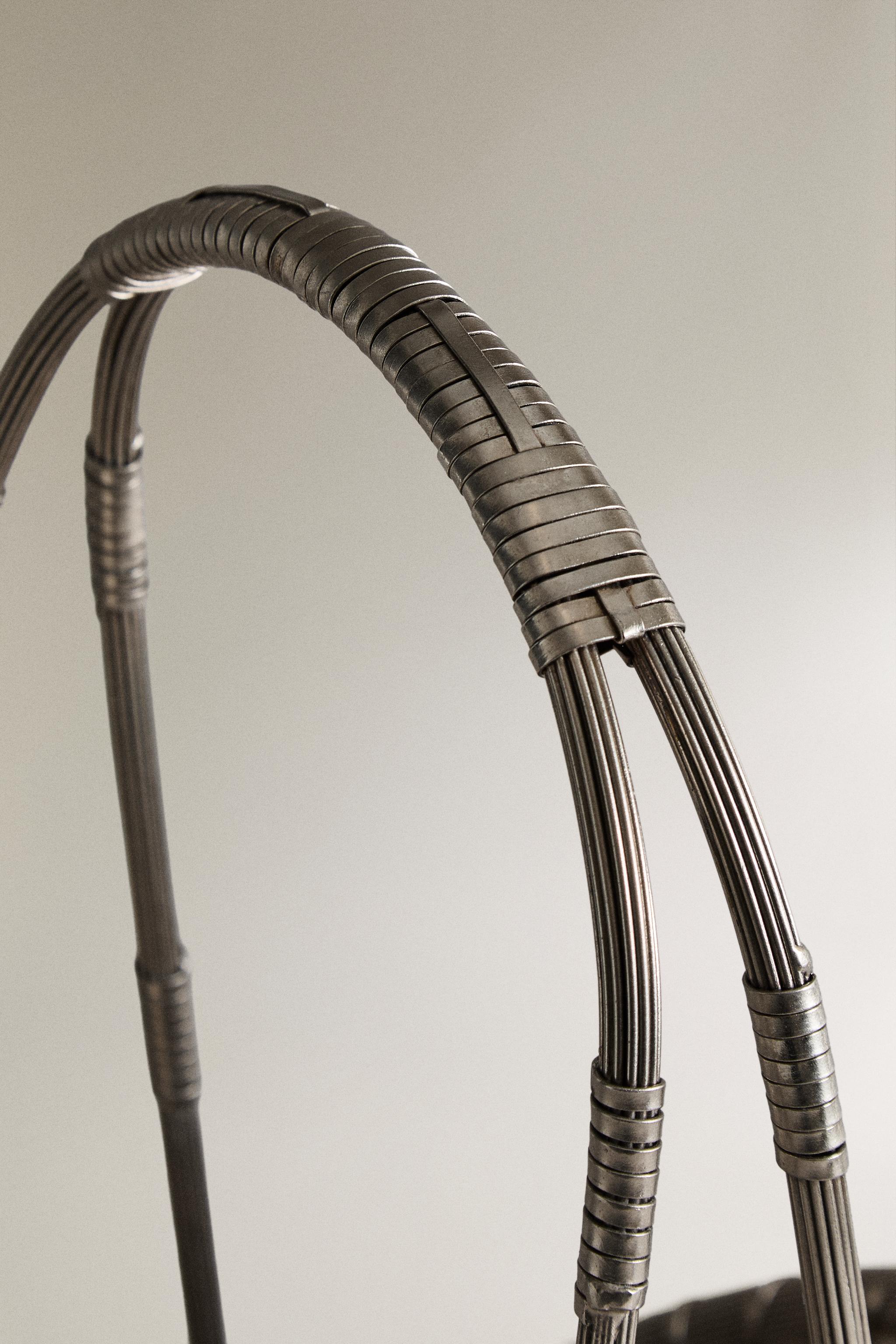WOVEN METAL BASKET HIGH I COLIN KING
